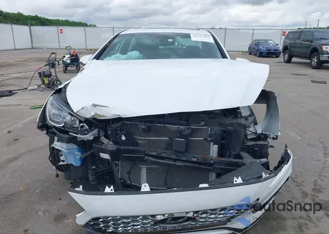 2019 Hyundai Sonata Sport z USA, uszkodzony, nr VIN 5NPE34AF8KH816113